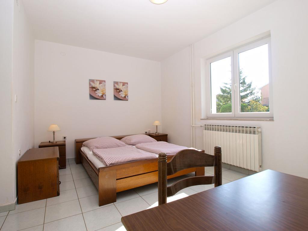 Apartments Zorka 1421 Pješčana Uvala Kültér fotó